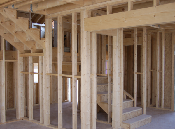 perfiles de madera KVH en estructura de madera